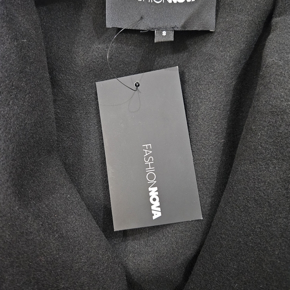 Fashion Nova Black Belted Wrap Coat Women’s Size S - Picture 4 of 5